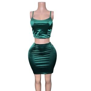 Emerald Satin Pencil Skirt - Women's Green Pencil